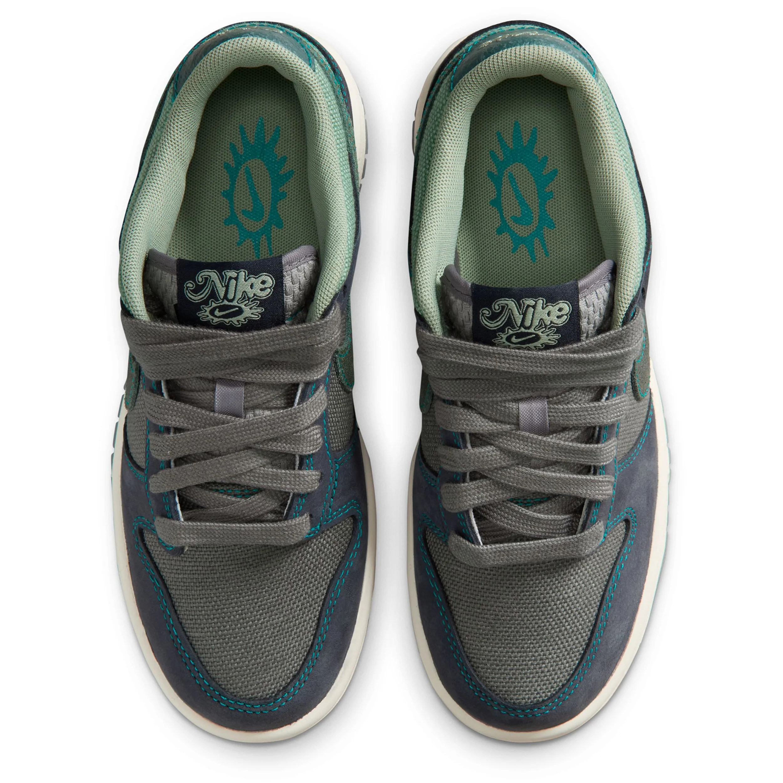 Dunk Low (Big Kid) - Image 5