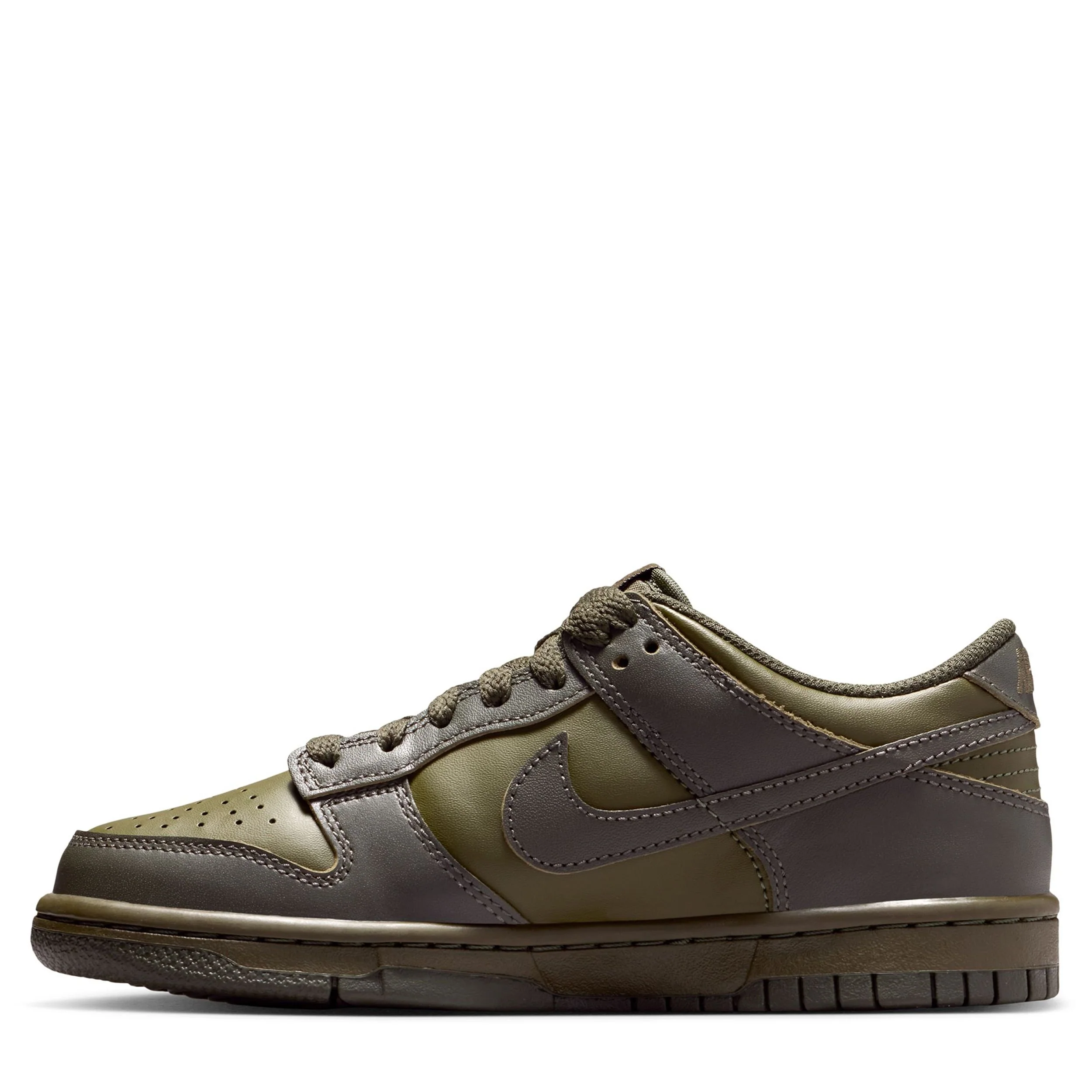 Dunk Low (Big Kid) - Image 2