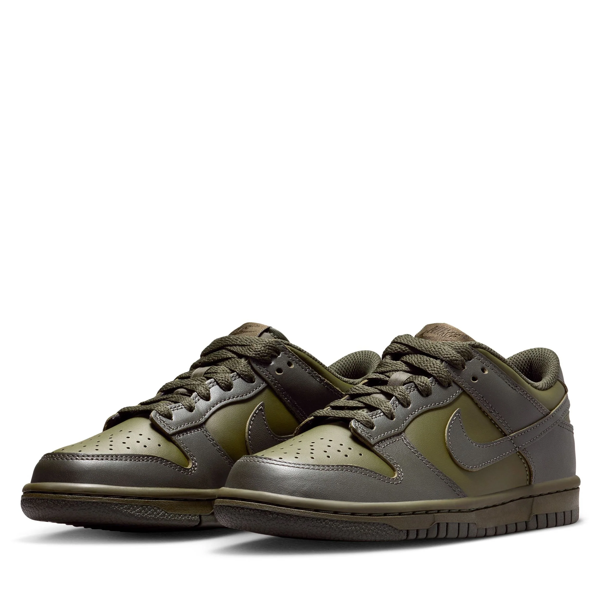 Dunk Low (Big Kid) - Image 3