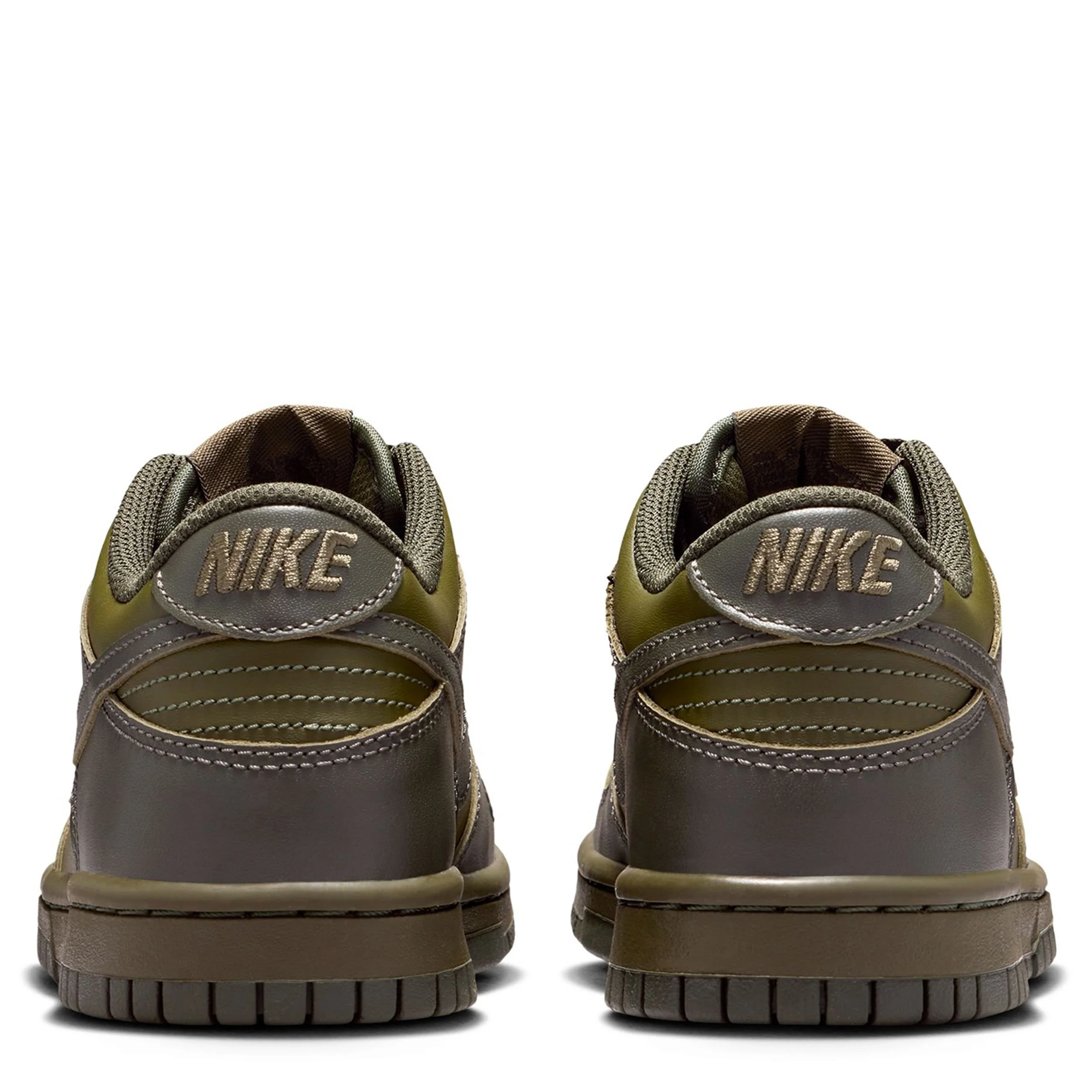 Dunk Low (Big Kid) - Image 4