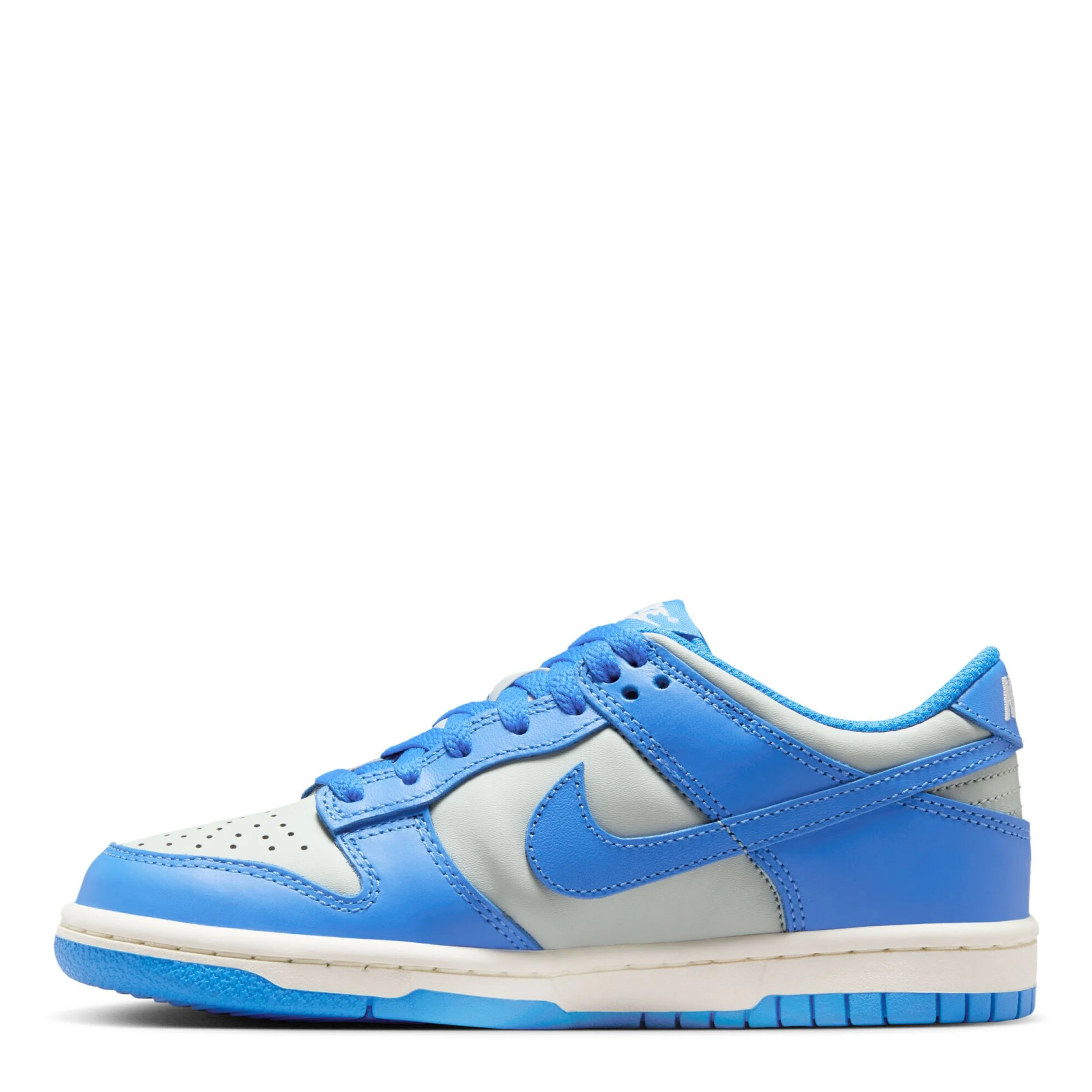 Dunk Low (Big Kid) - Image 2