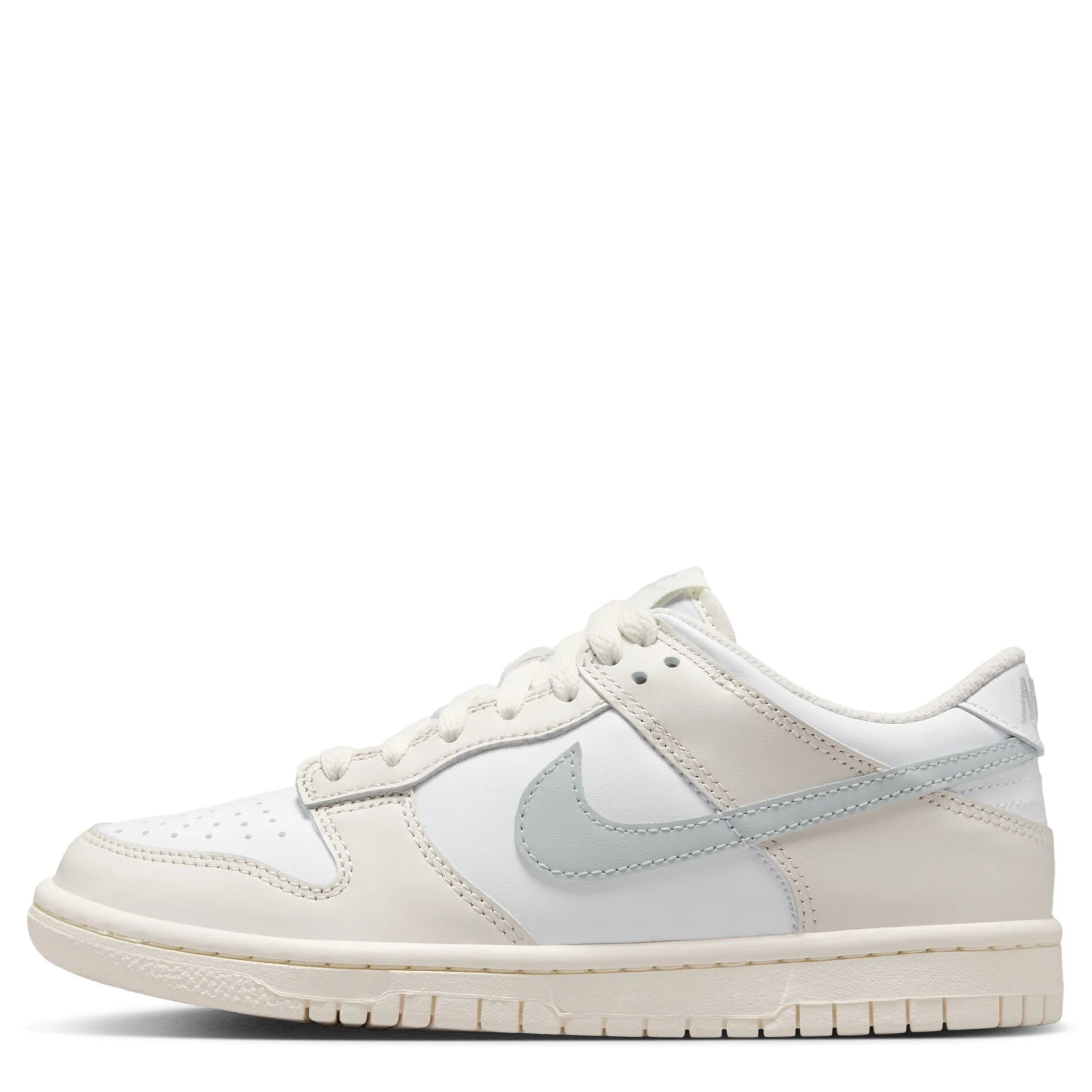 Dunk Low (Big Kid) - Image 2