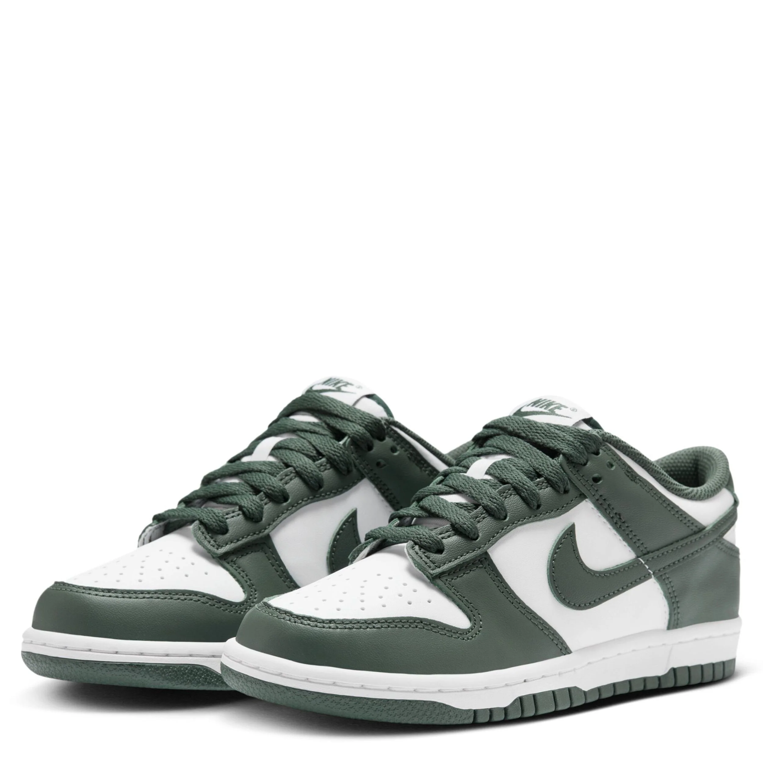 Dunk Low (Big Kid) - Image 3