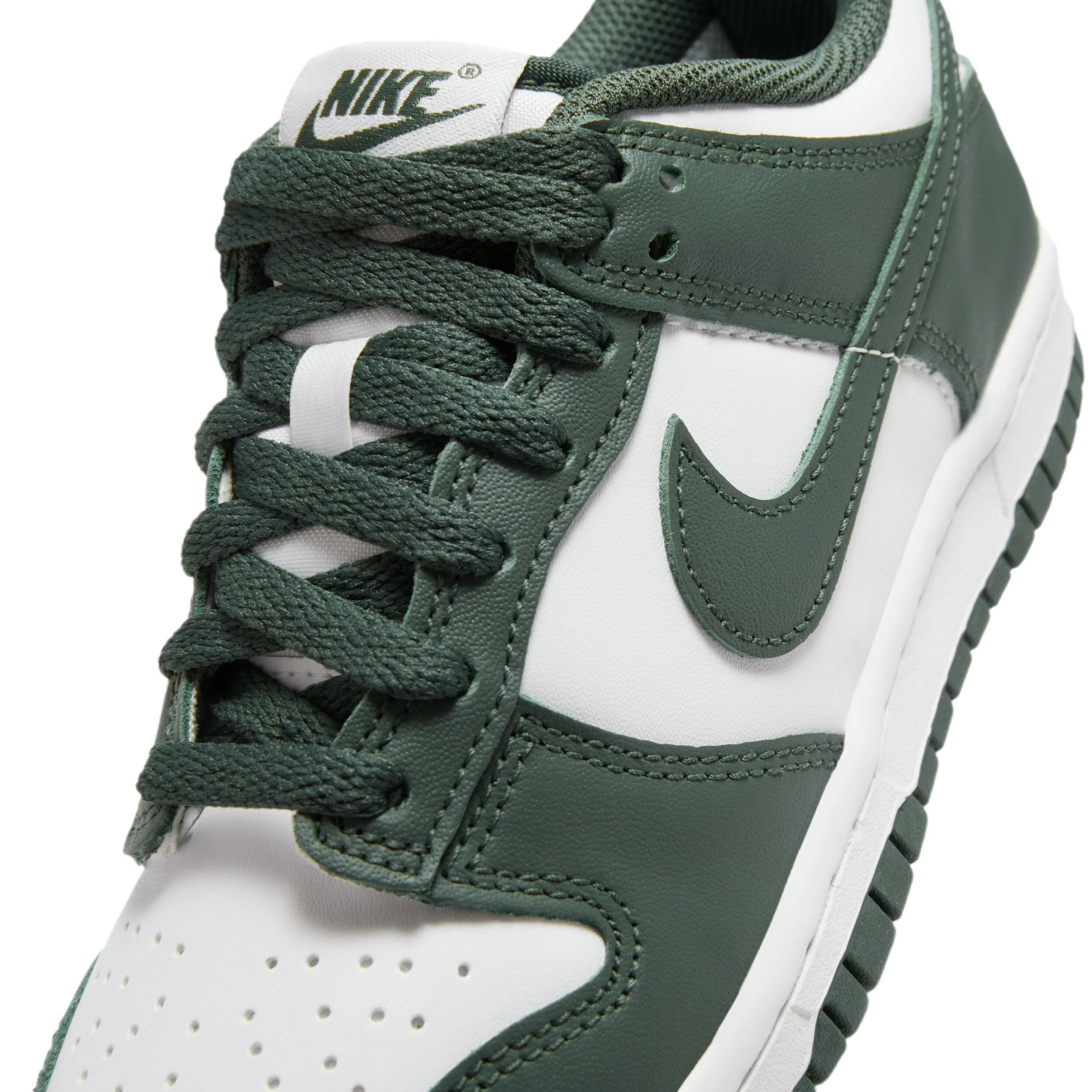 Dunk Low (Big Kid) - Image 7