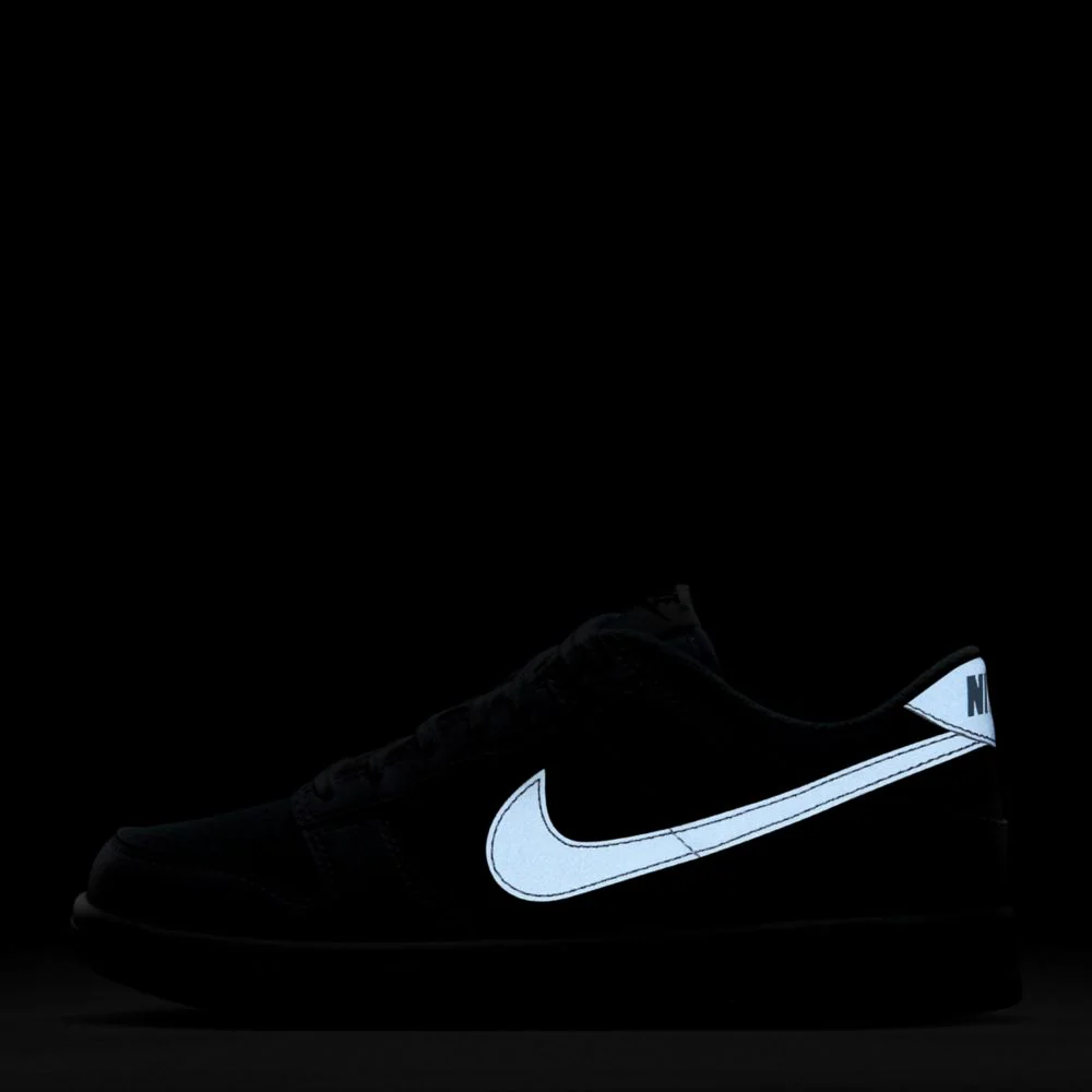 Dunk Low (Big Kid) - Image 4