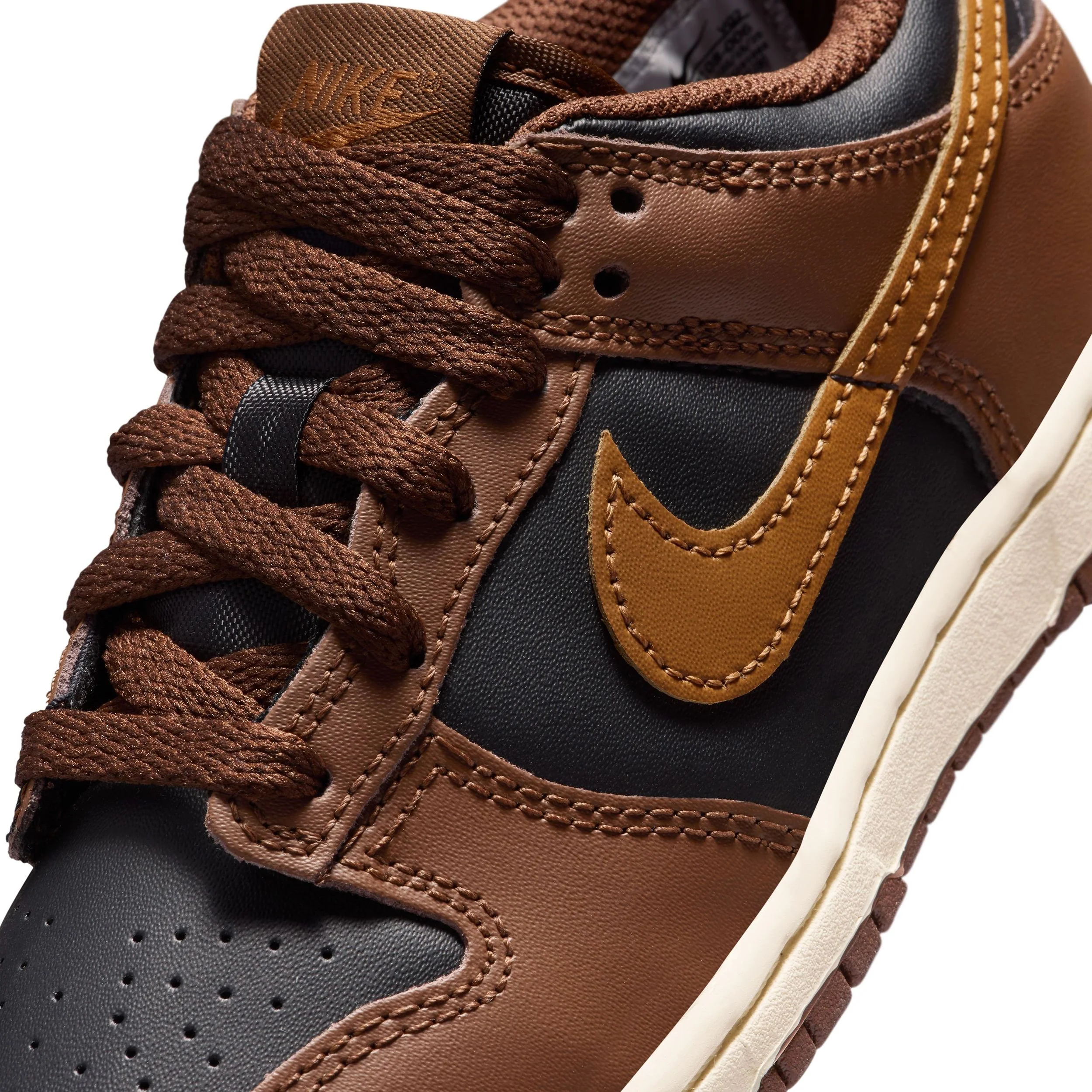 Dunk Low (Little Kid) - Image 7
