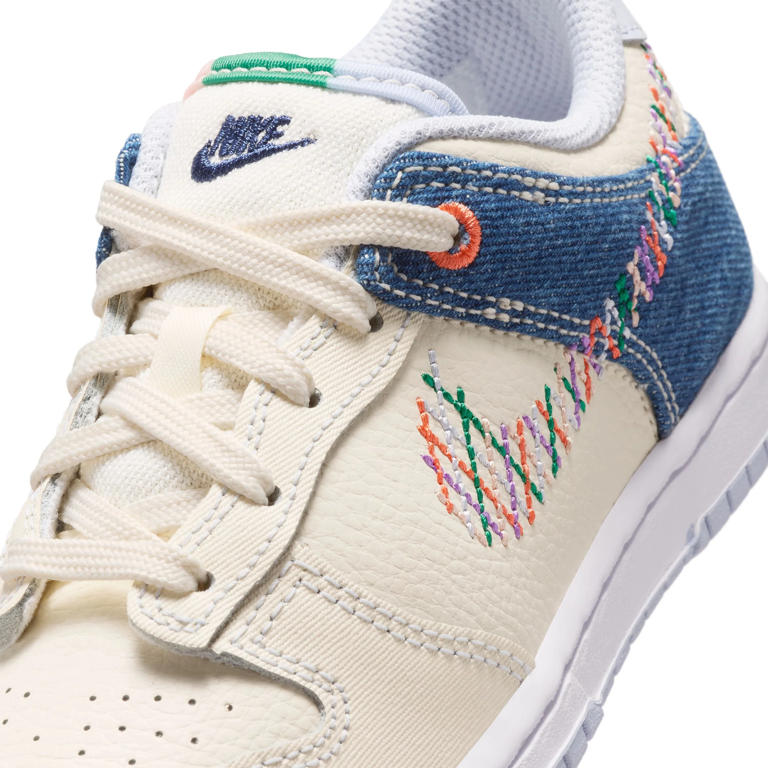 Dunk Low (Little Kid) - Image 7