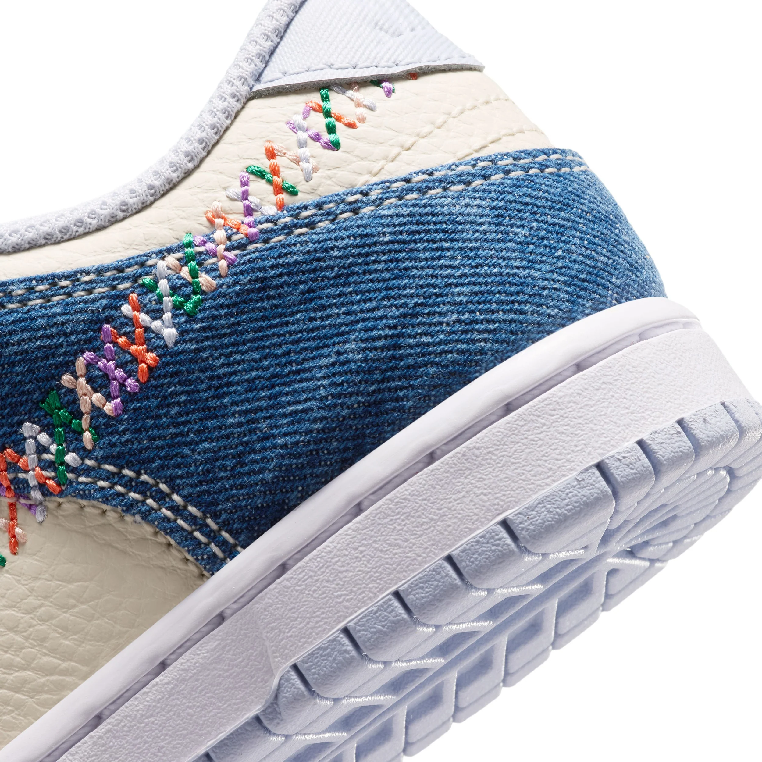 Dunk Low (Little Kid) - Image 8