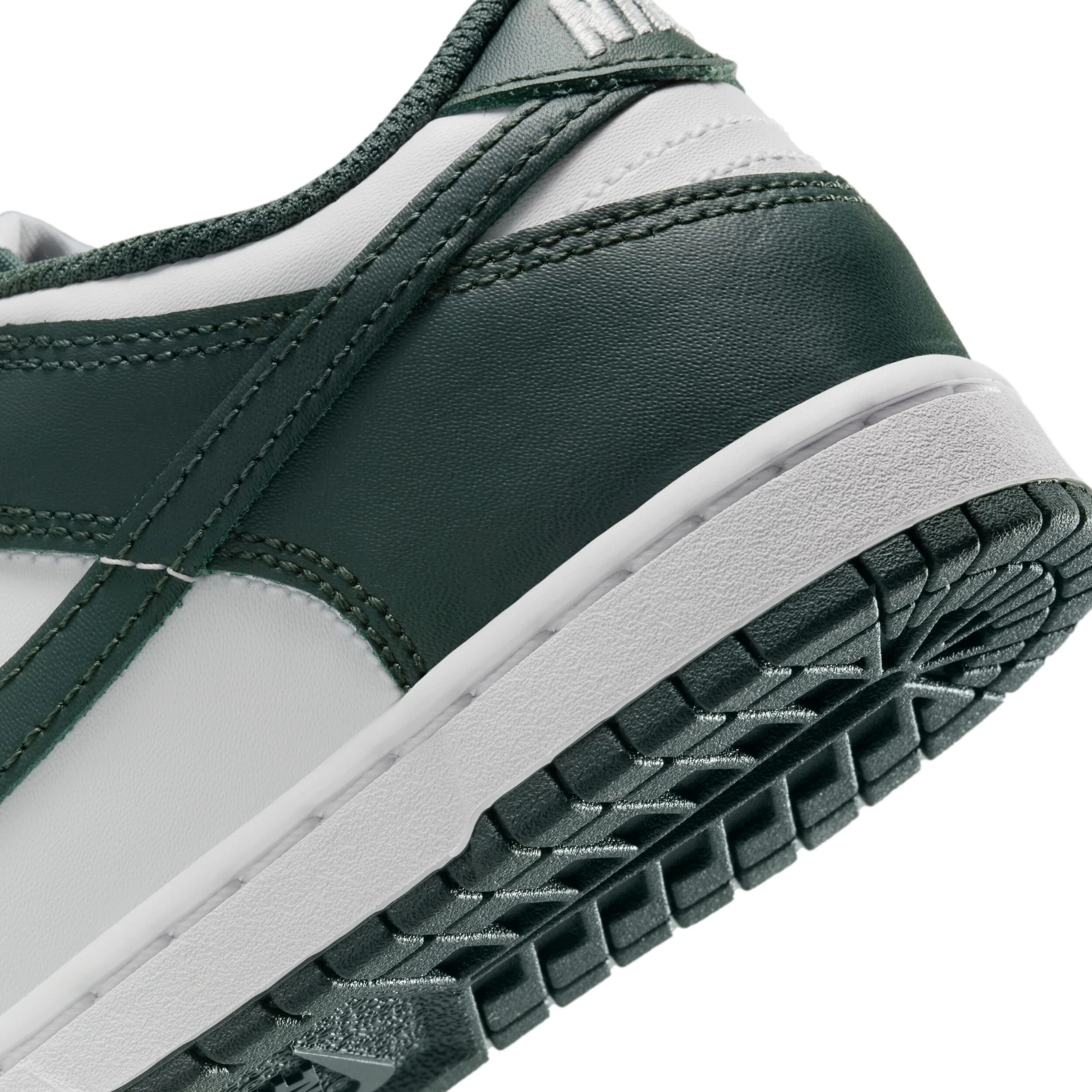 Dunk Low (Little Kid) - Image 8