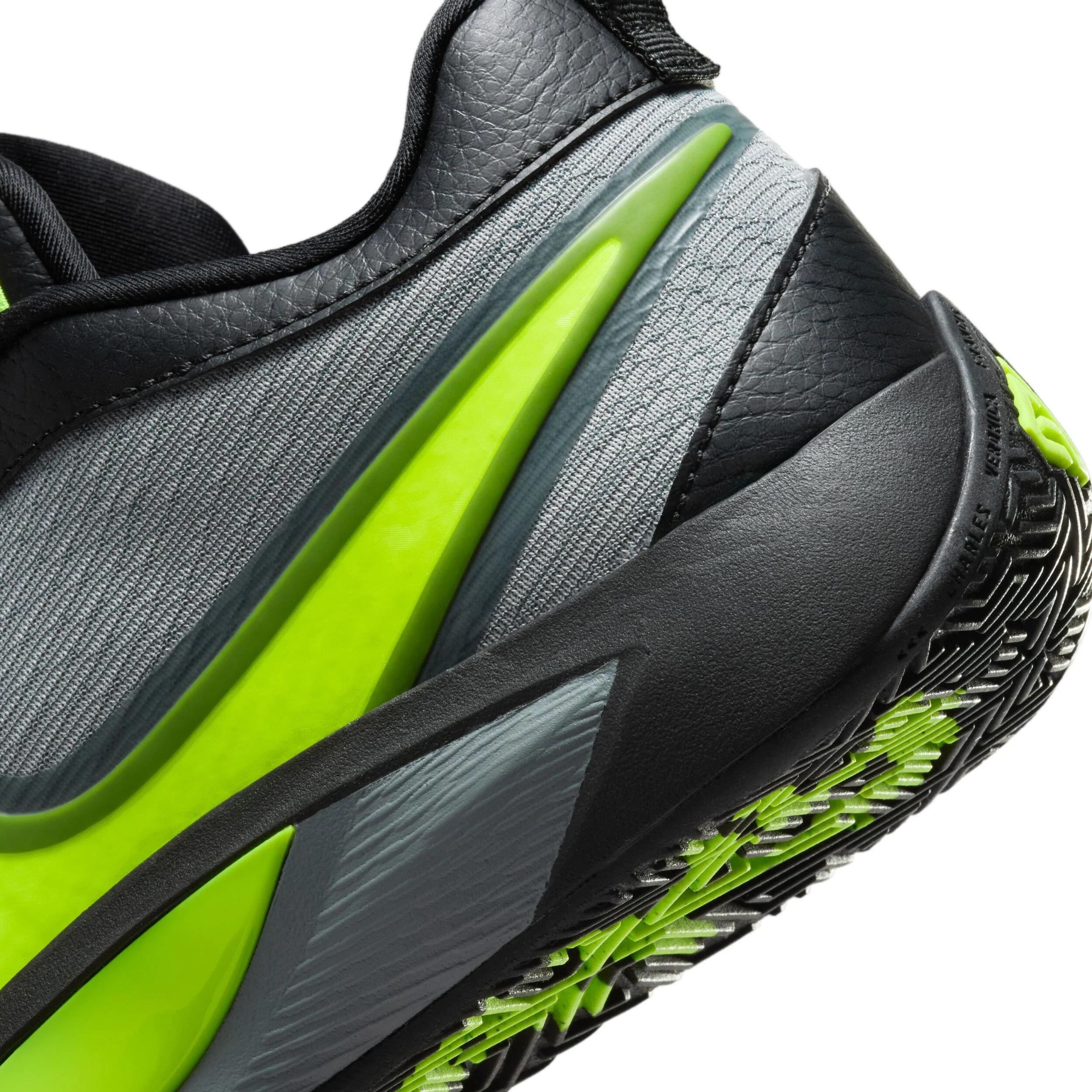 Giannis Freak 6 (Big Kid) - Image 8