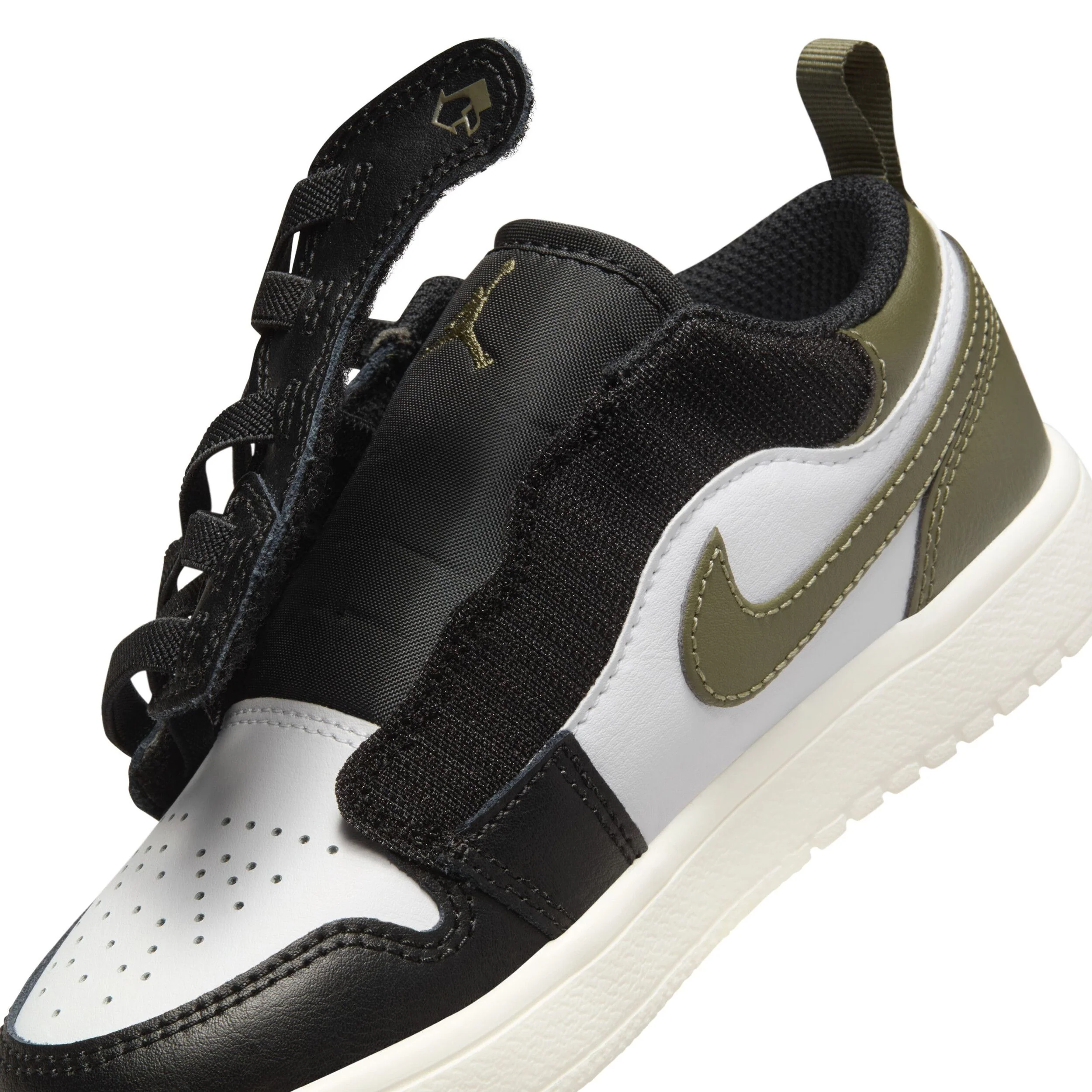 Jordan 1 Low Alt (Little Kid) - Image 9