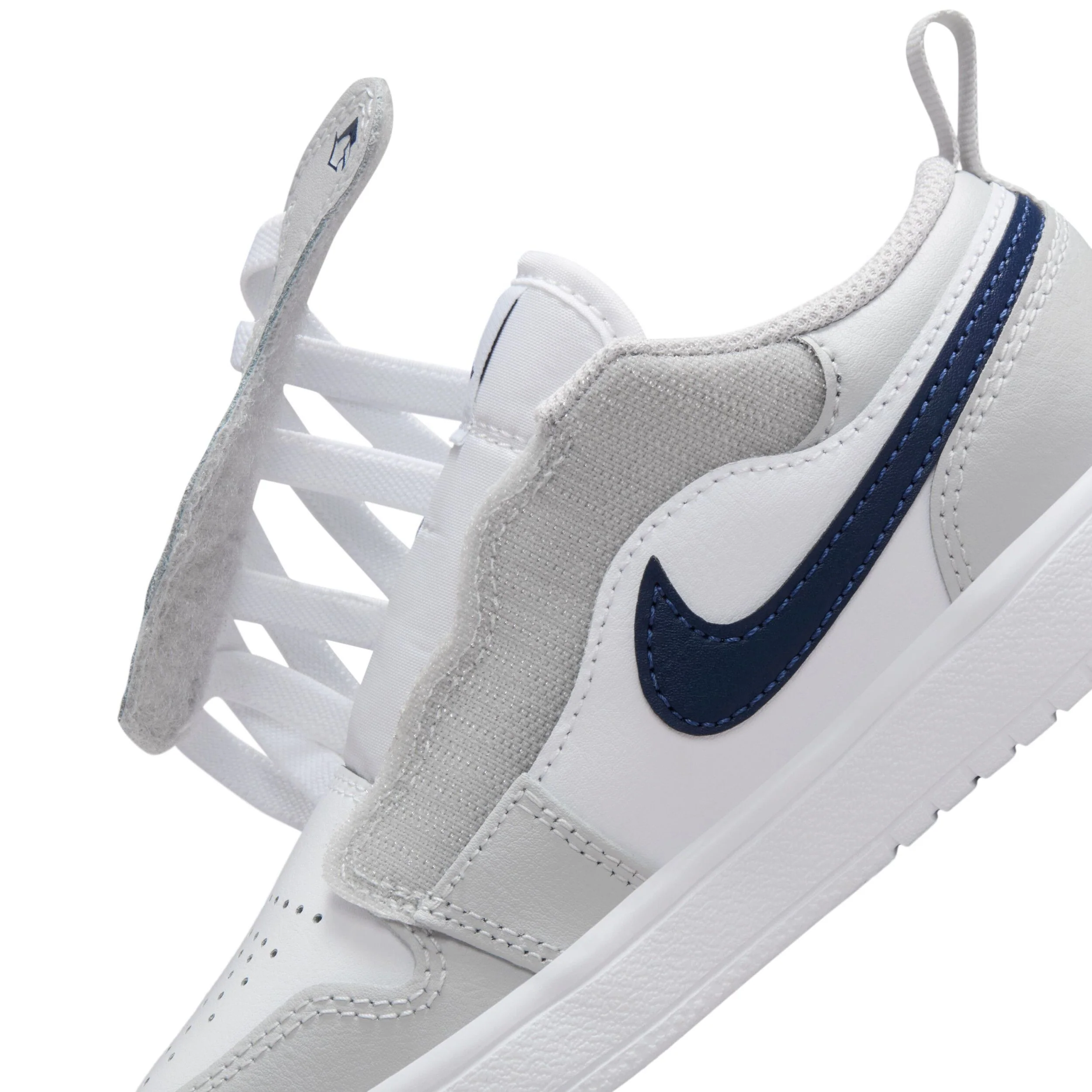 Jordan 1 Low Alt (Little Kid) - Image 9