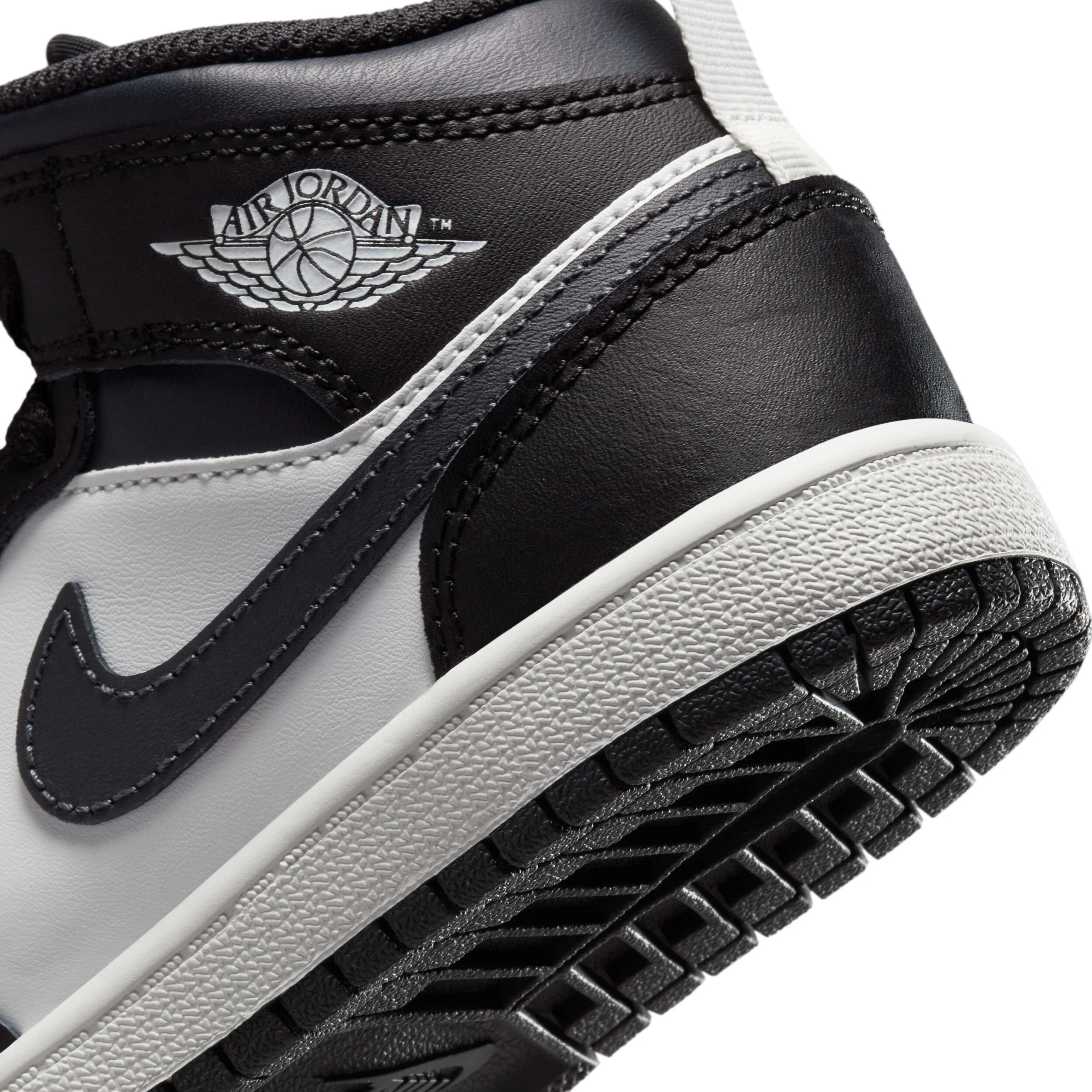 Jordan 1 Mid (Little Kid) - Image 8