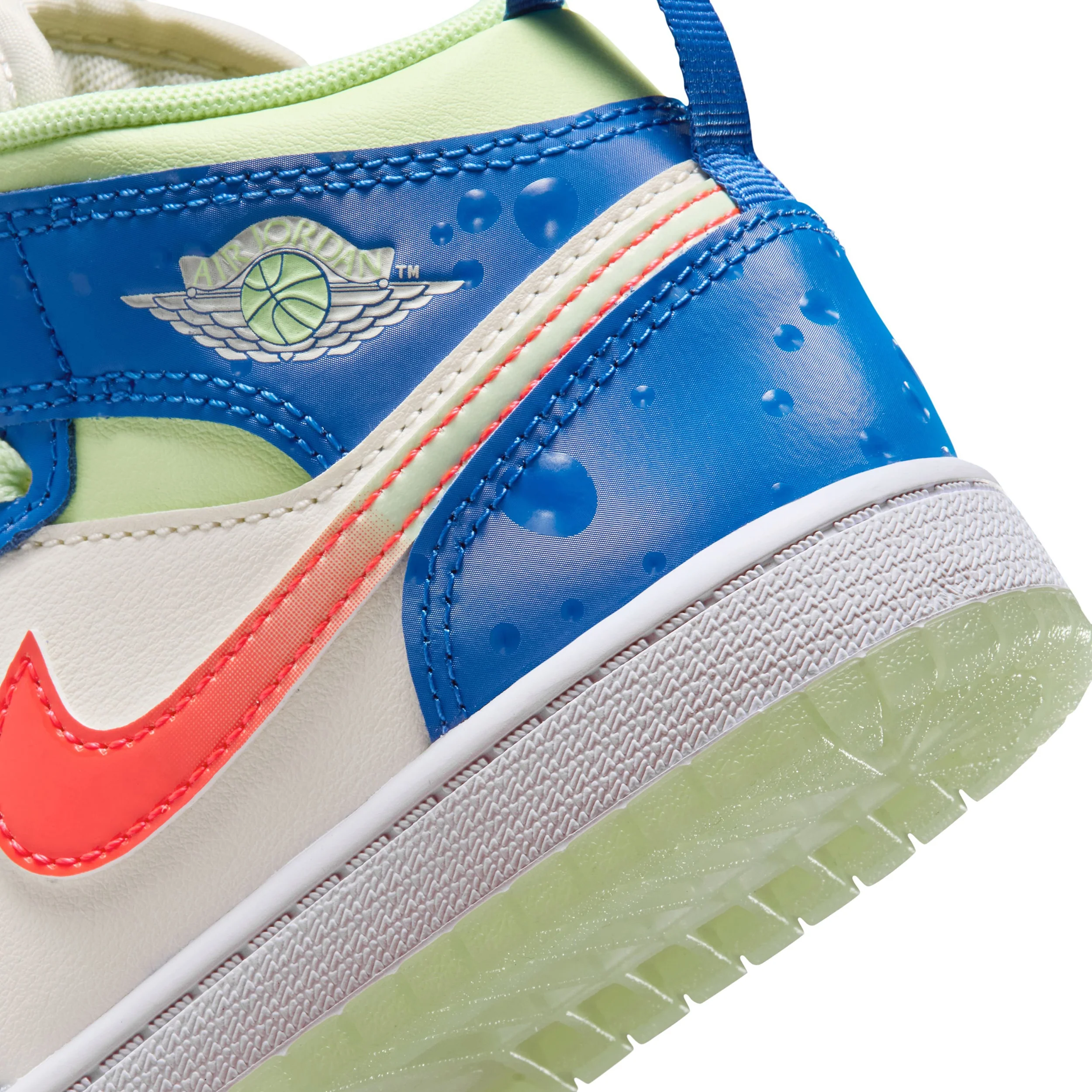 Jordan 1 Mid (Little Kid) - Image 8