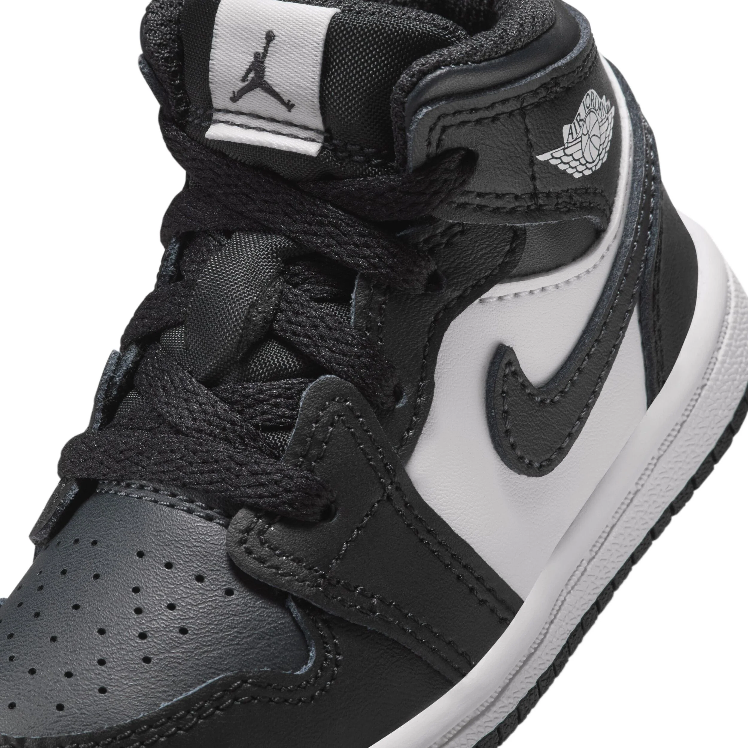 Jordan 1 Mid (T - Image 7