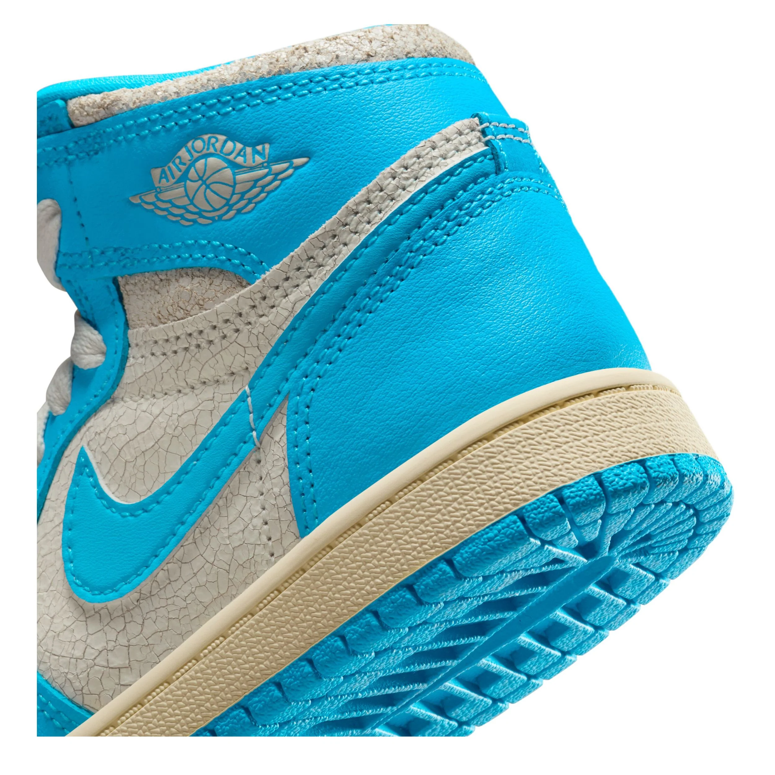 Jordan 1 Retro High Og (Little Kid) - Image 8