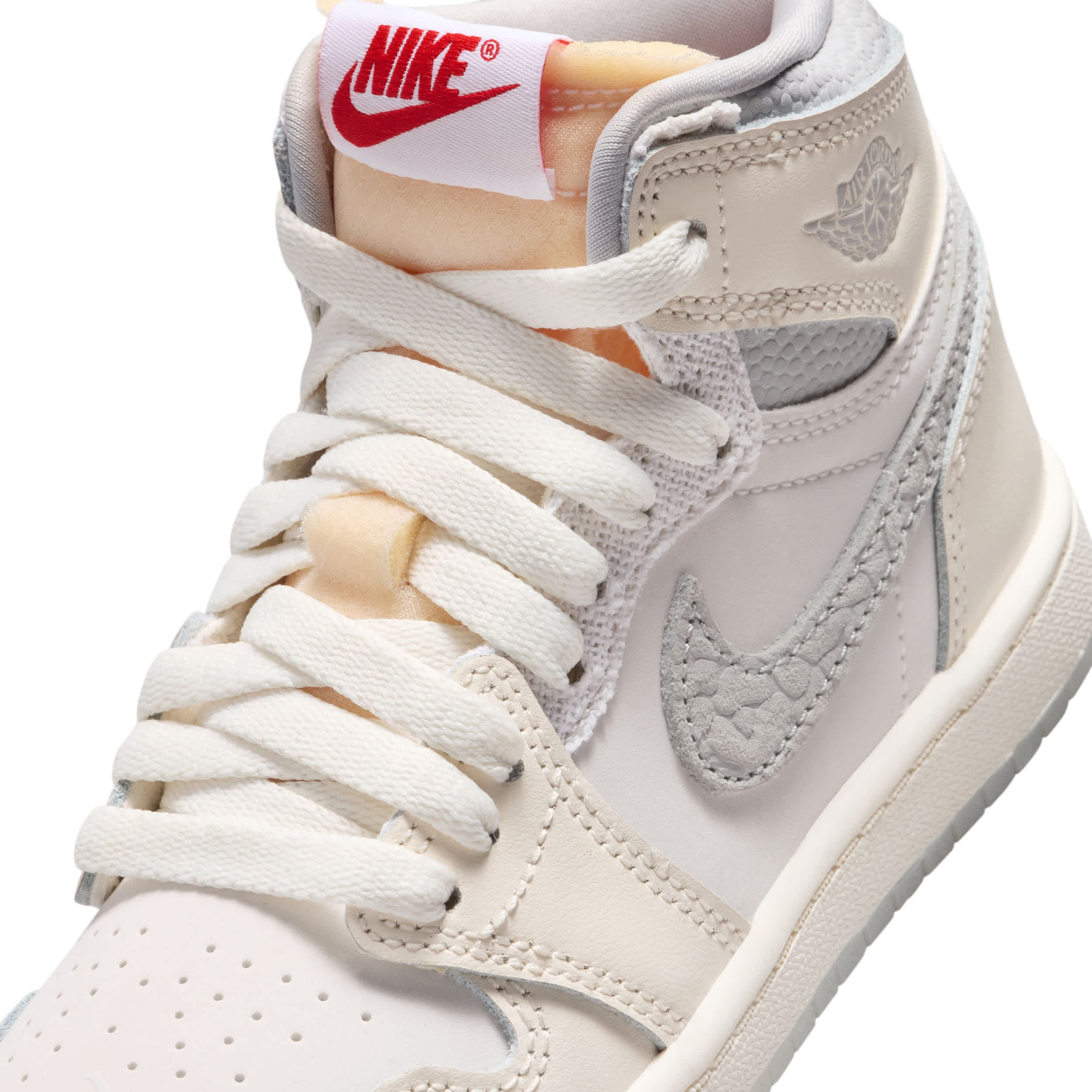 Jordan 1 Retro High Og (Little Kid) - Image 7