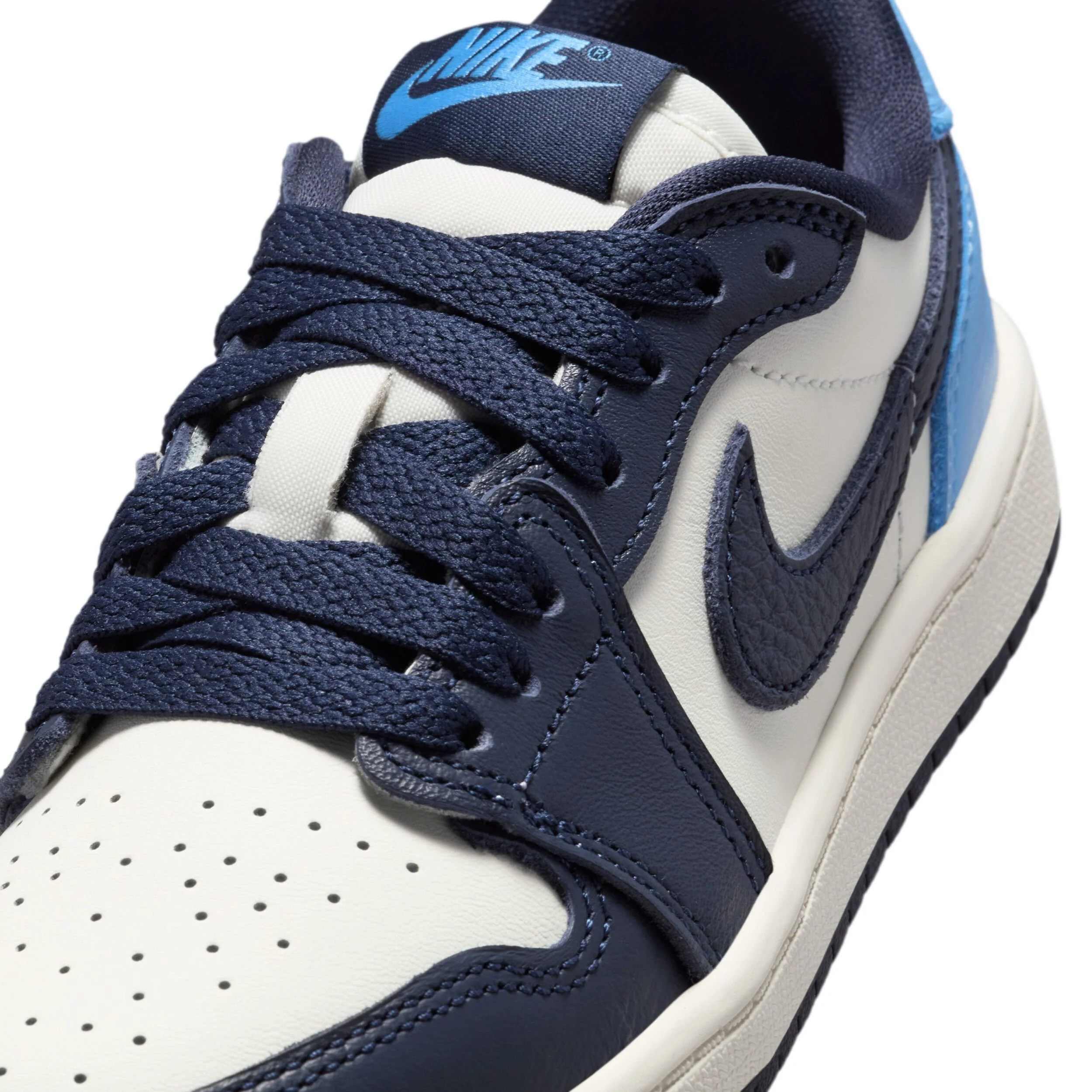Jordan 1 Retro Low Og (Little Kid) - Image 7
