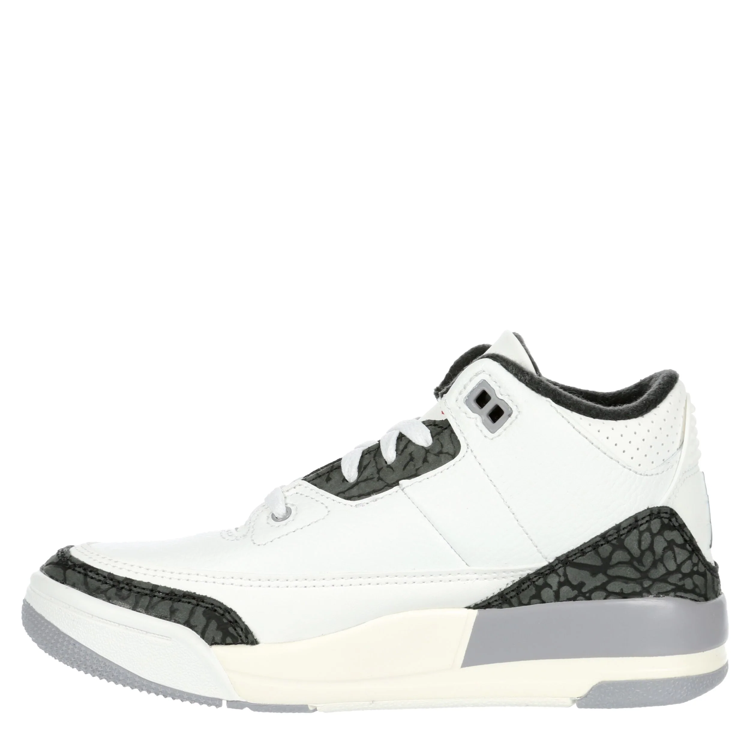 Jordan 3 Retro (Little Kid) - Image 2