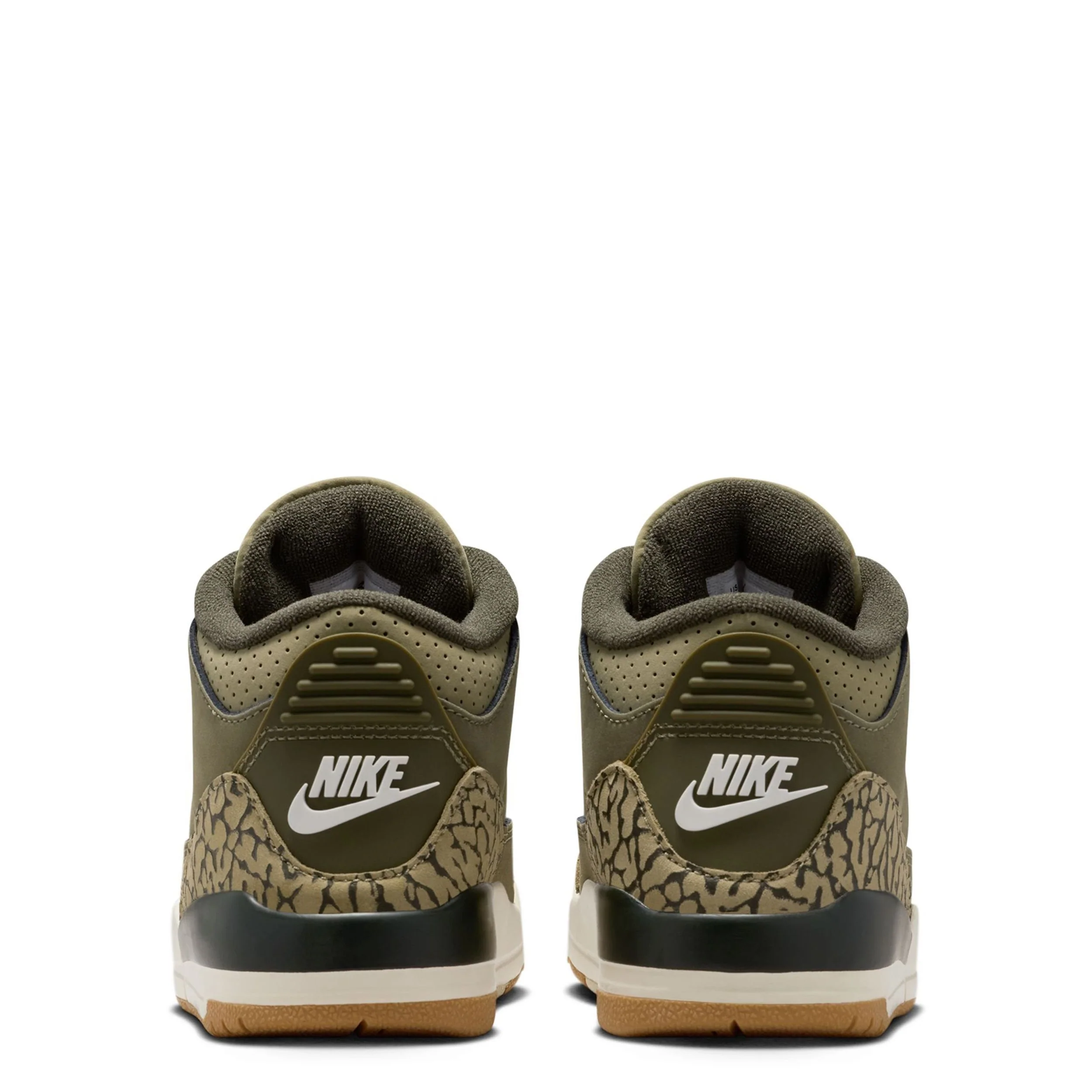 Jordan 3 Retro (Little Kid) - Image 4