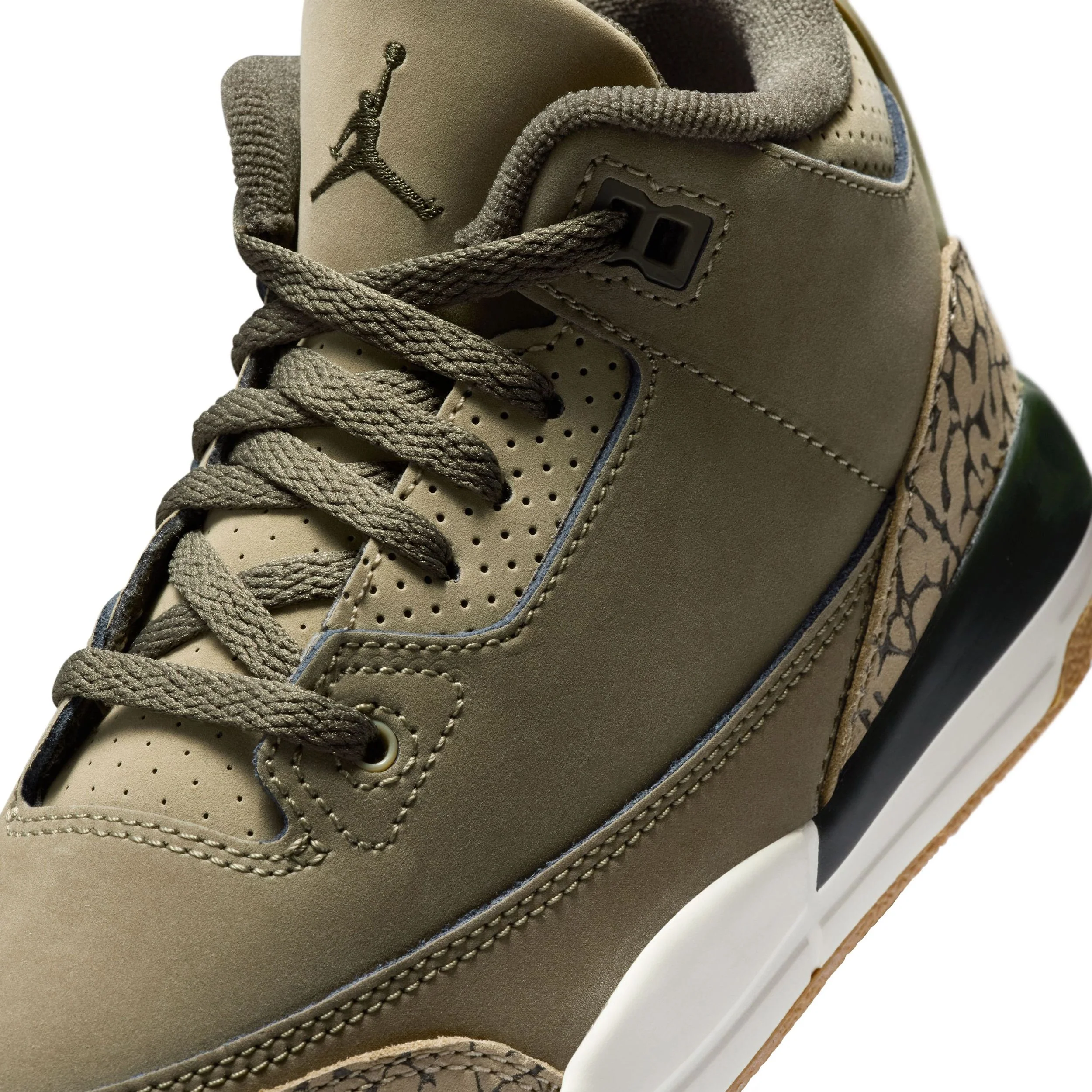 Jordan 3 Retro (Little Kid) - Image 7