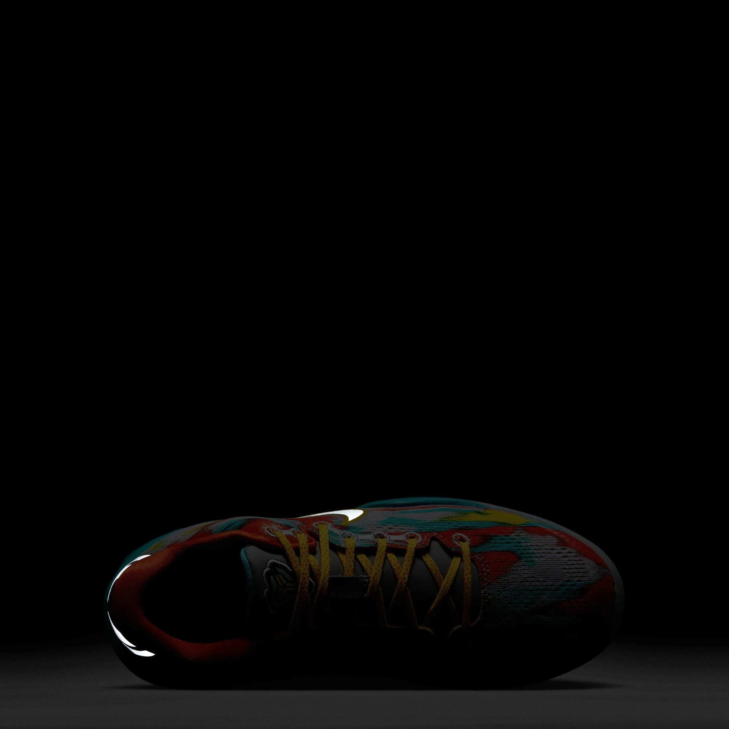 Kobe 8 (Big Kid) - Image 8