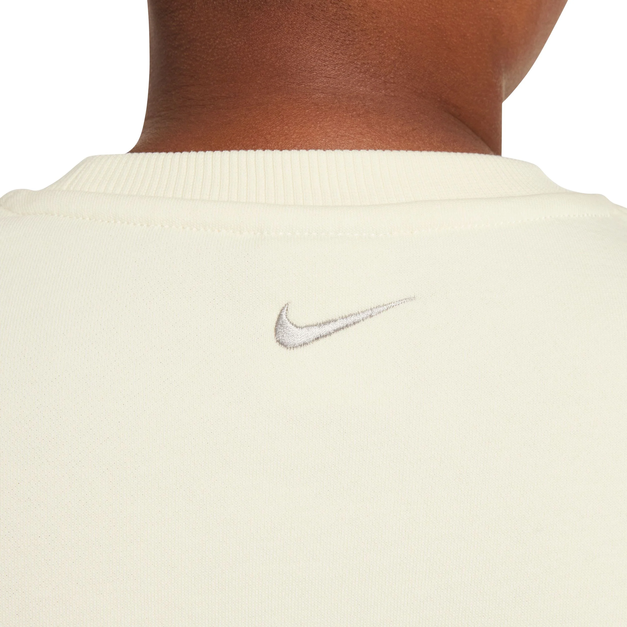 Nsw Club French Terry Crewneck Sweatshirt(Big Kid) - Image 3