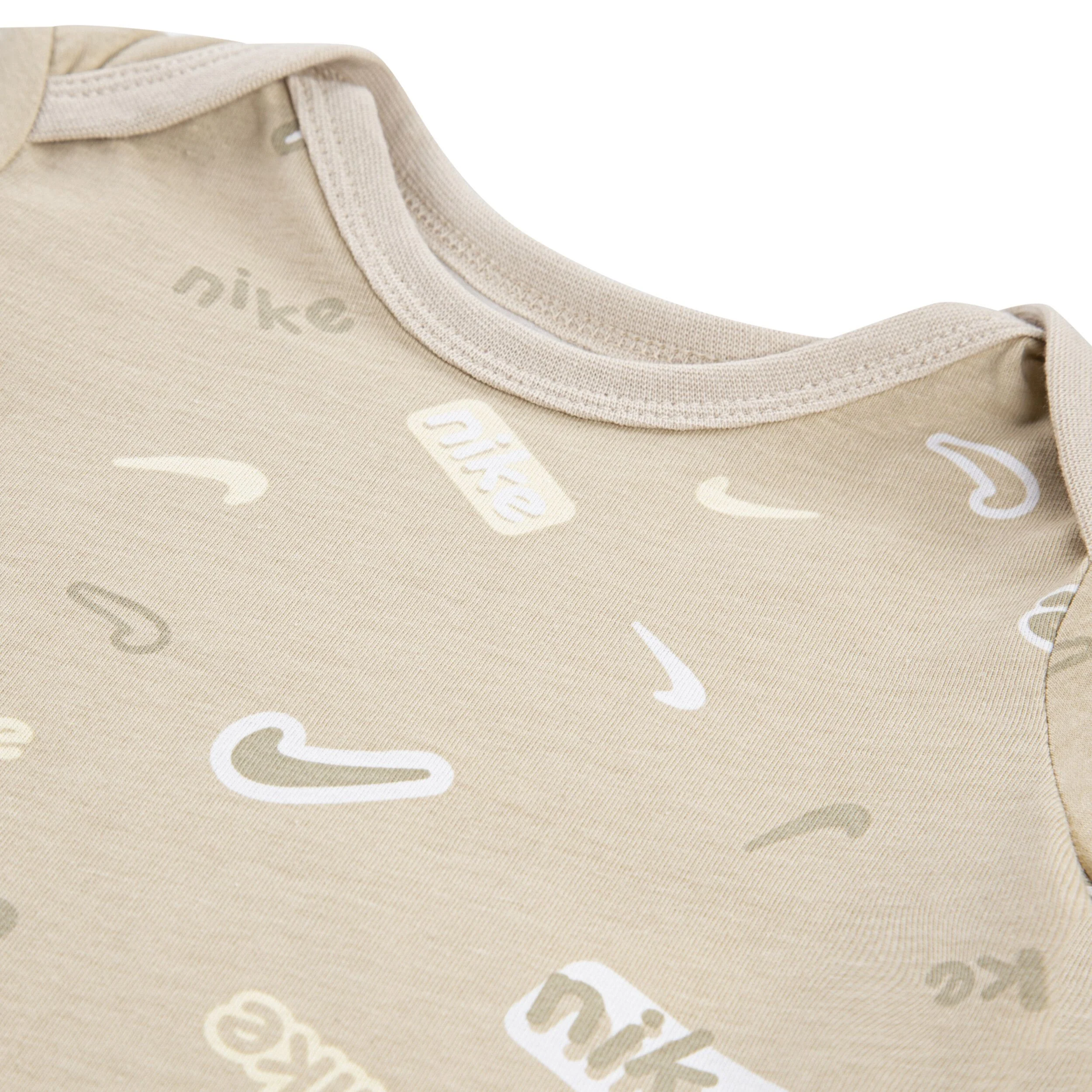 Printed Bodysuit And Pants Set (Infant) - Image 3