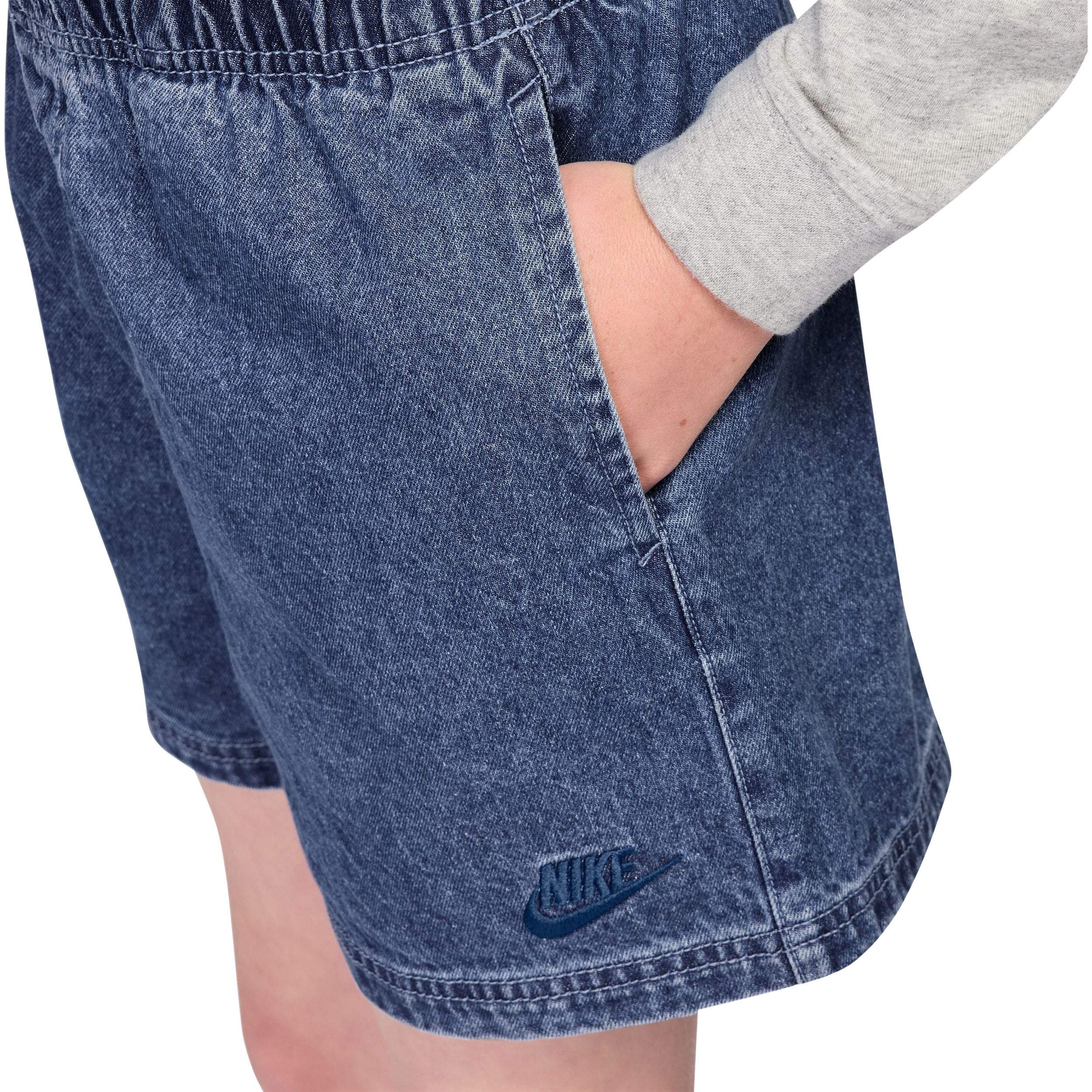 Sportswear Denim Short (Big Kid) - Image 3