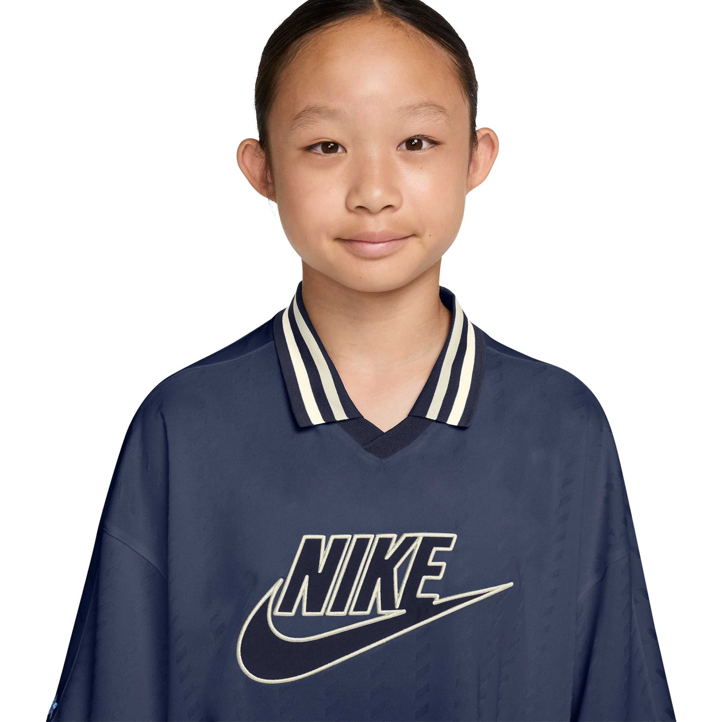 Sportswear T-Shirt (Big Kid) - Image 3