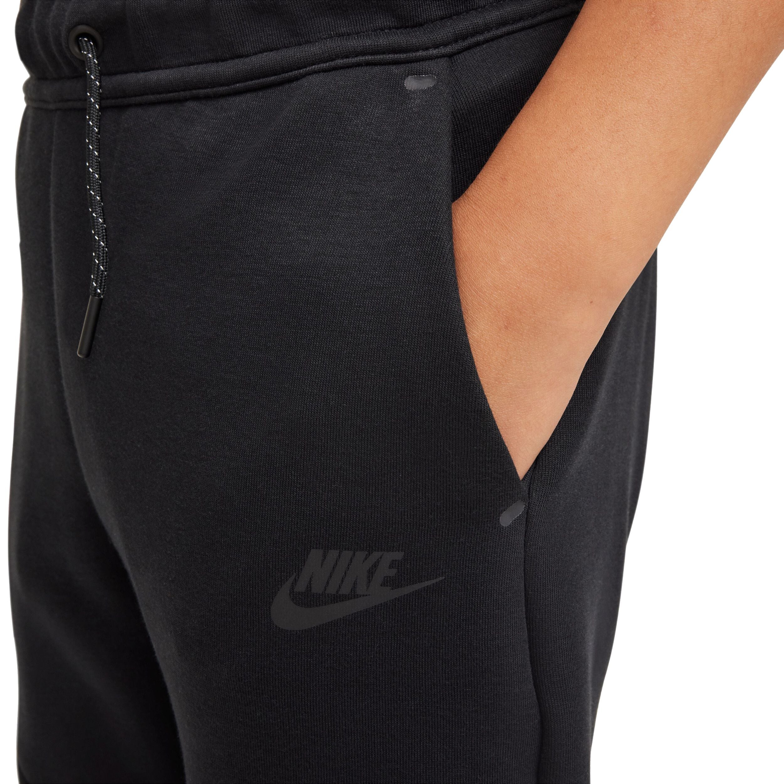 Sportswear Tech Fleece (Big Kid) - Image 4