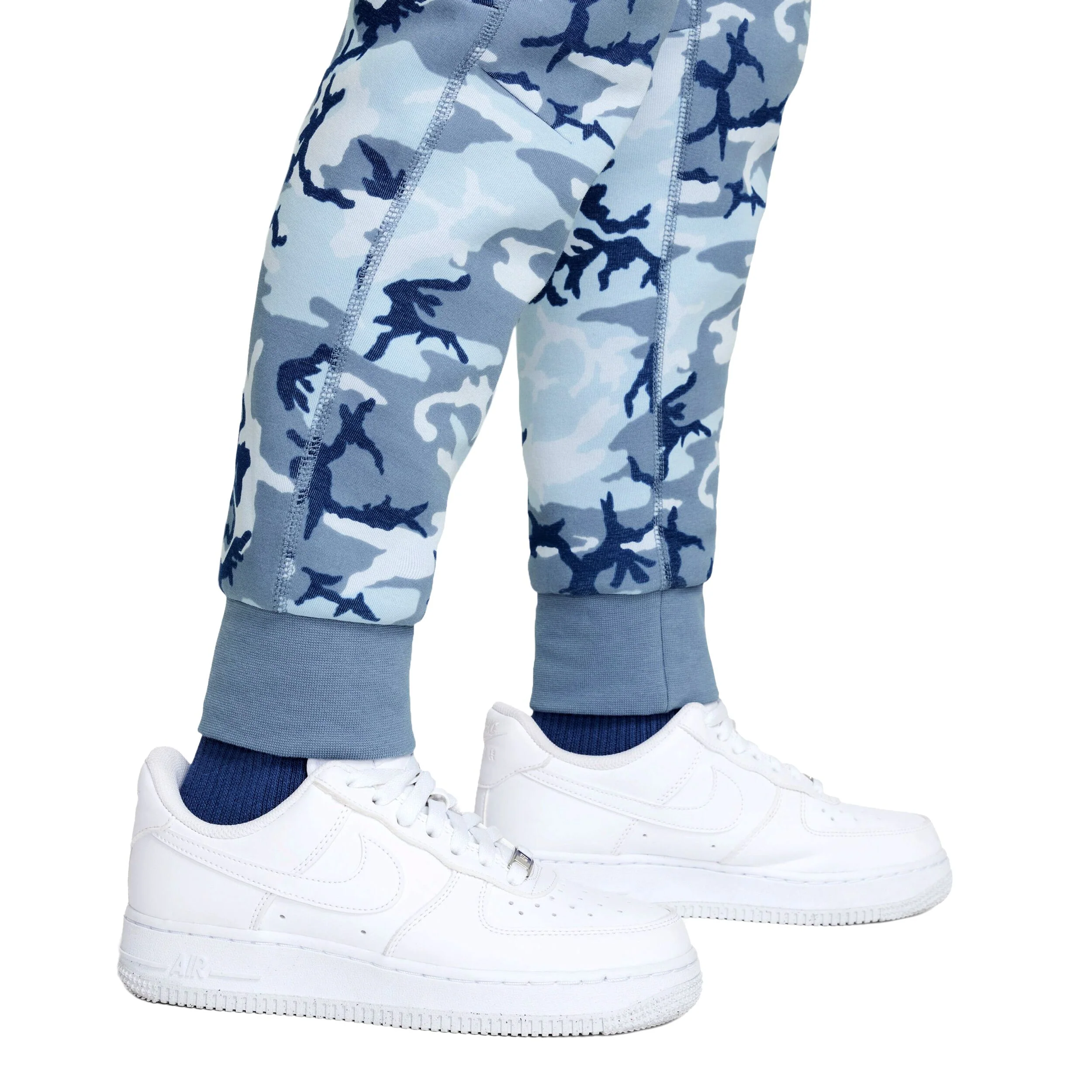 Tech Fleece Pant (Big Kid) - Image 6