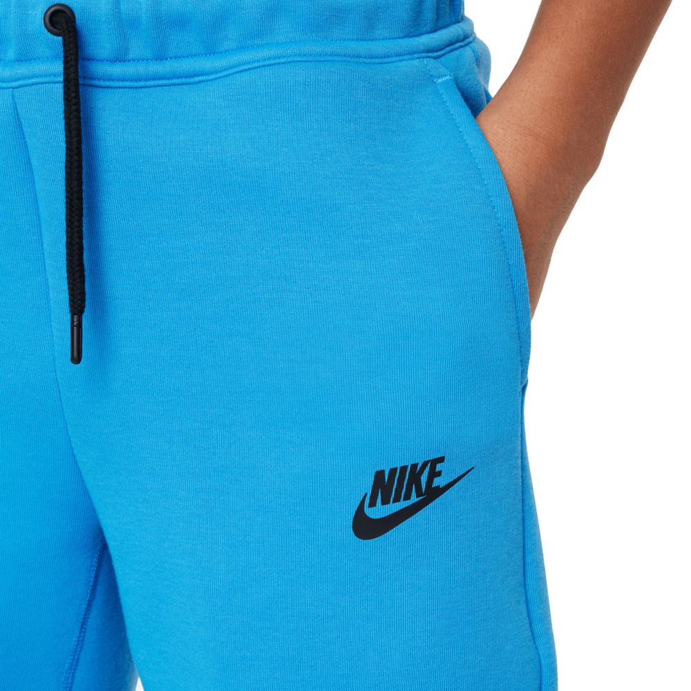 Tech Fleece Short (Big Kids) - Image 3